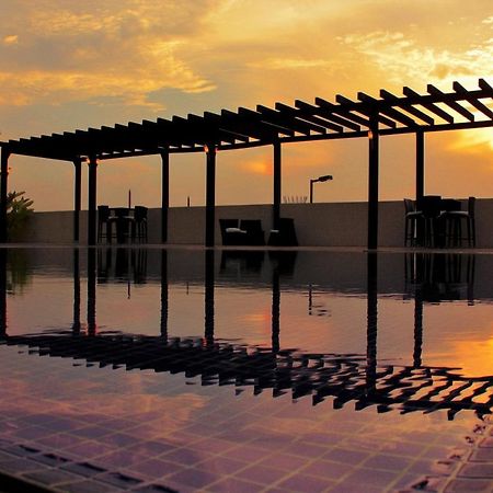 Hotel Trinitarias Suites Barquisimeto Zewnętrze zdjęcie