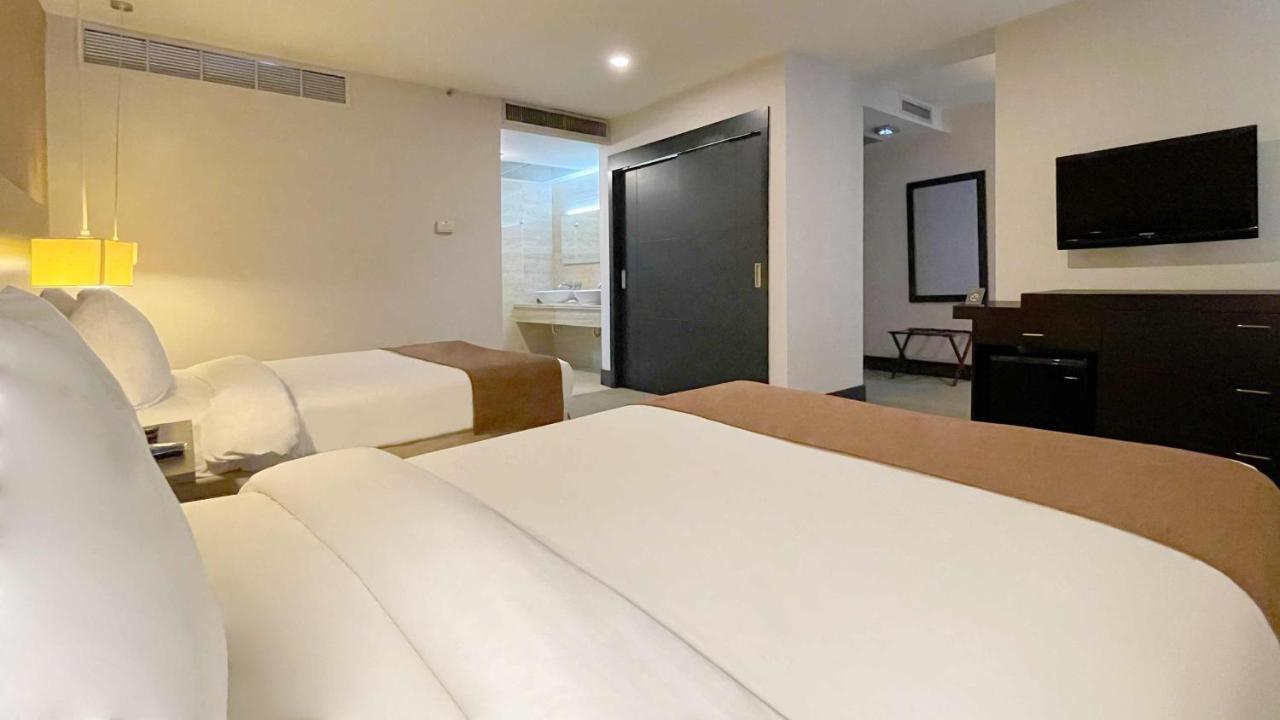 Hotel Trinitarias Suites Barquisimeto Zewnętrze zdjęcie